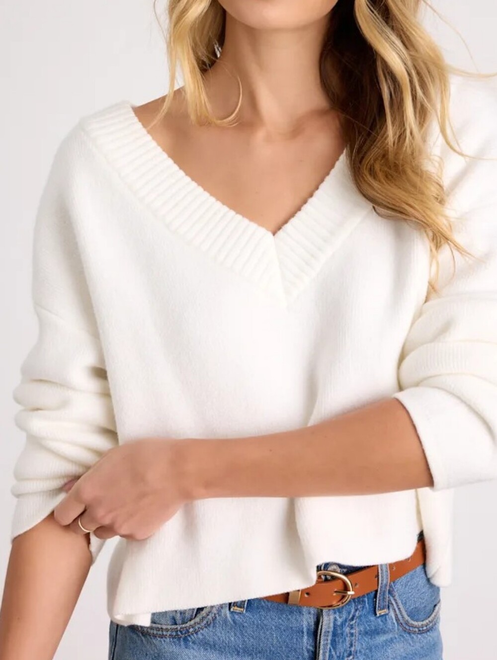 Lulus White V-Neck Cropped Sweater - Size L